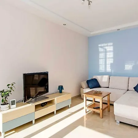 Apartament Zaspa Awiator Lägenhet *